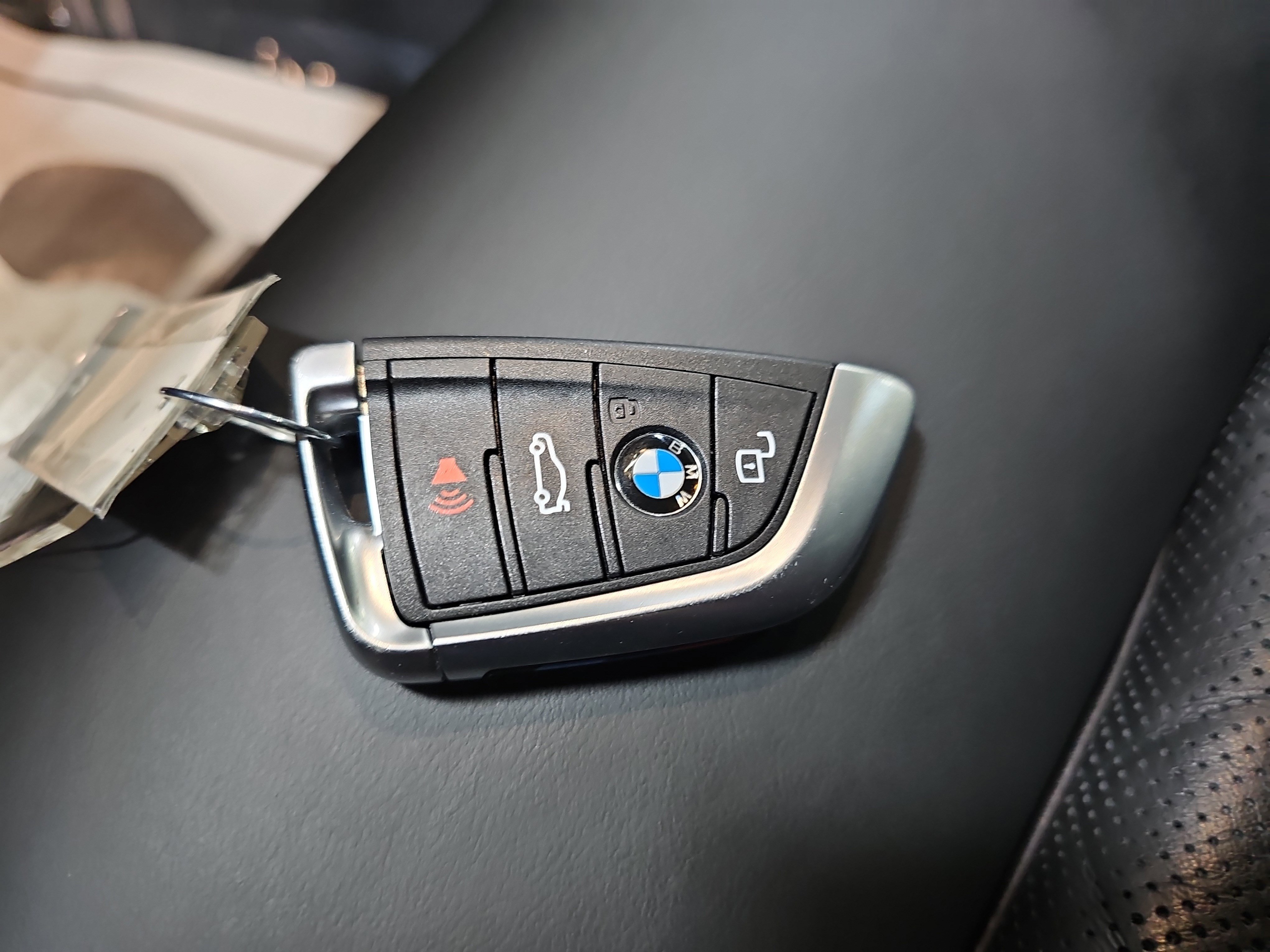 Used 2023 BMW M3 Competition w/ M Carbon Exterior Package image 36