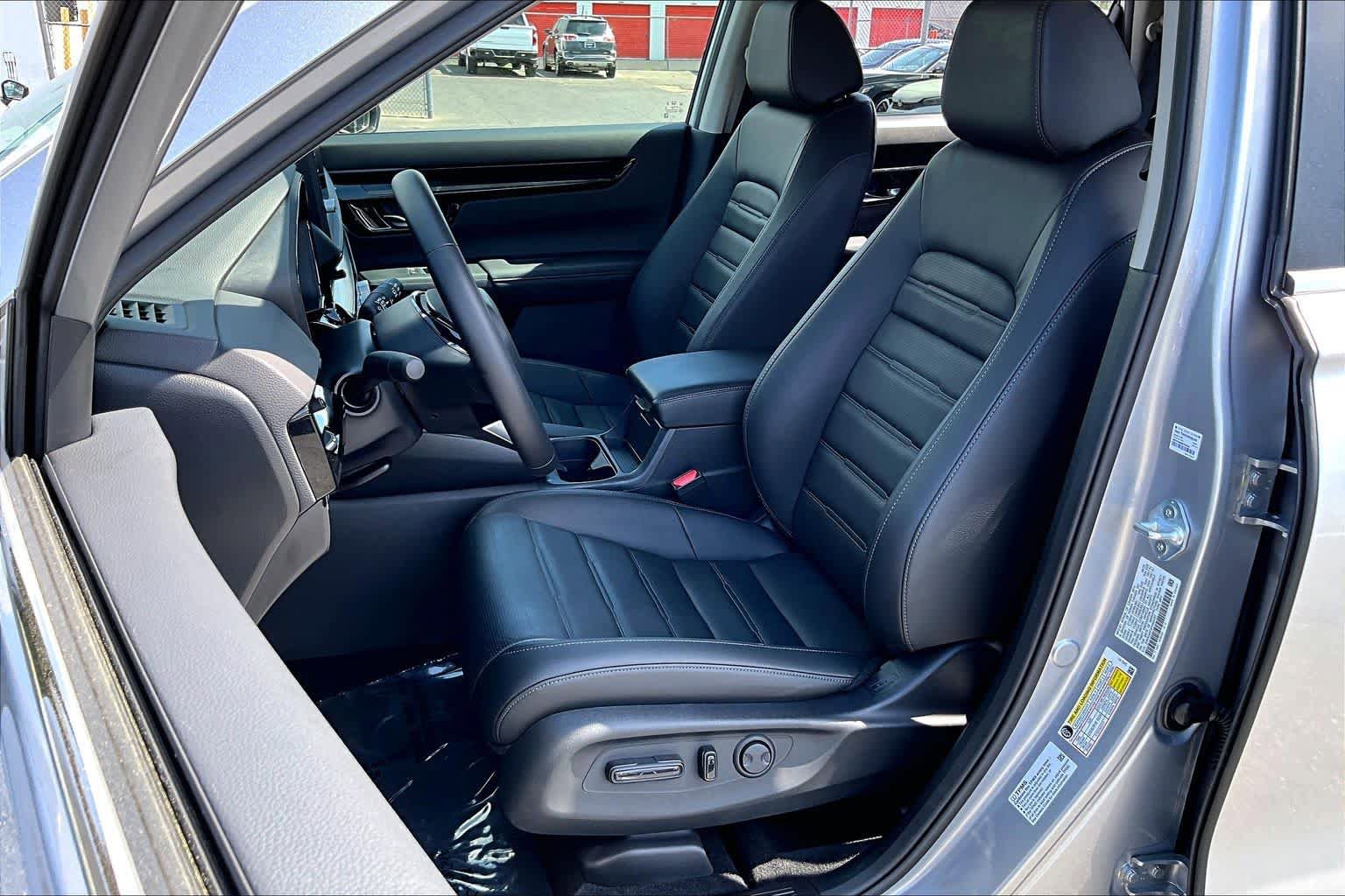 Used 2026 Honda CR-V EX-L image 8