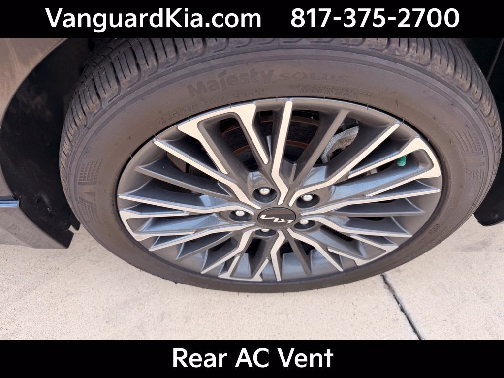 Certified 2024 Kia Forte GT-Line w/ GT-Line Premium Package FWD image 8