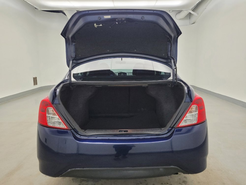 Used 2019 Nissan Versa SV FWD image 29