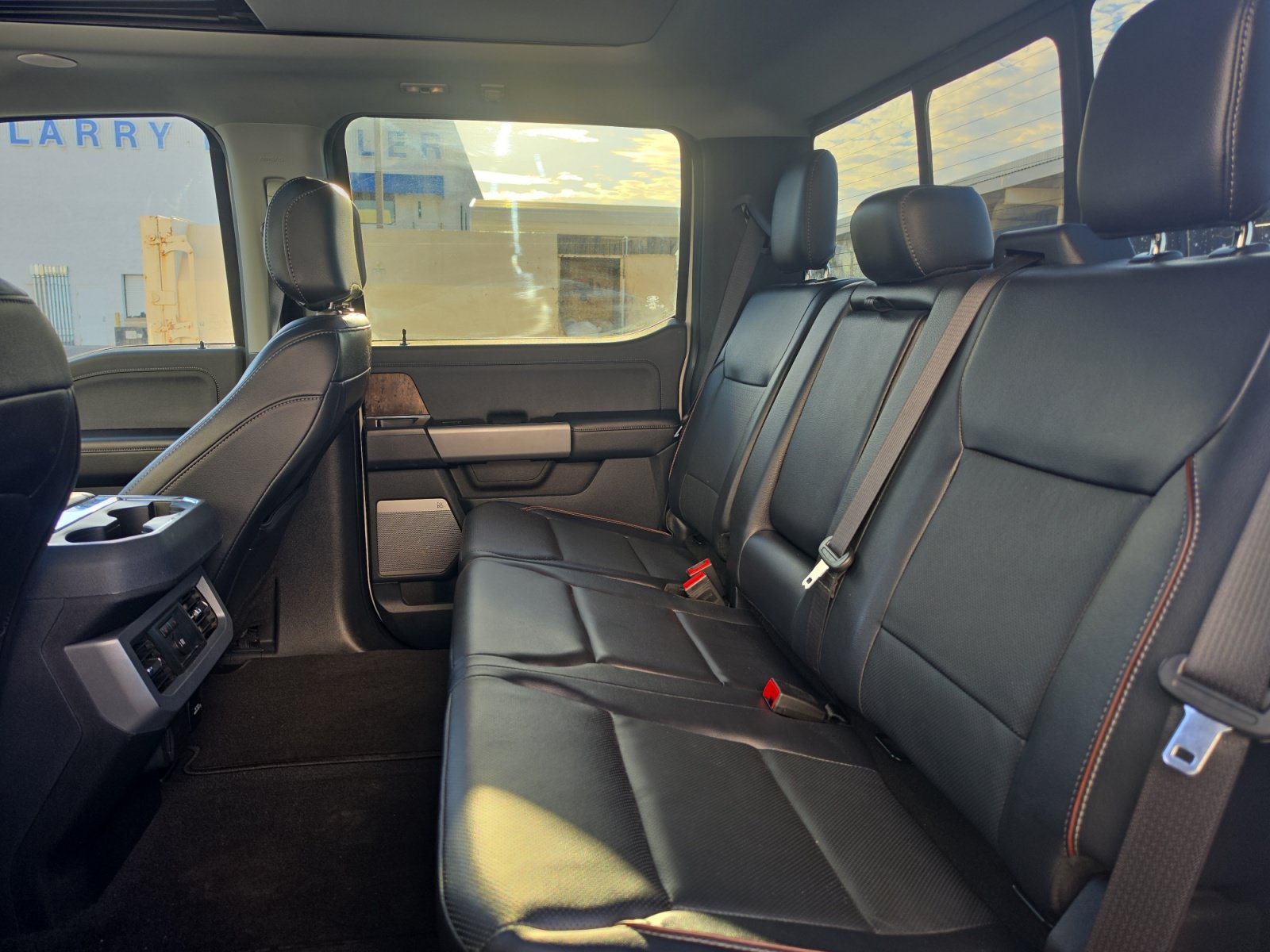 Used 2024 Ford F250 Lariat w/ Lariat Ultimate Package AWD/4WD image 26
