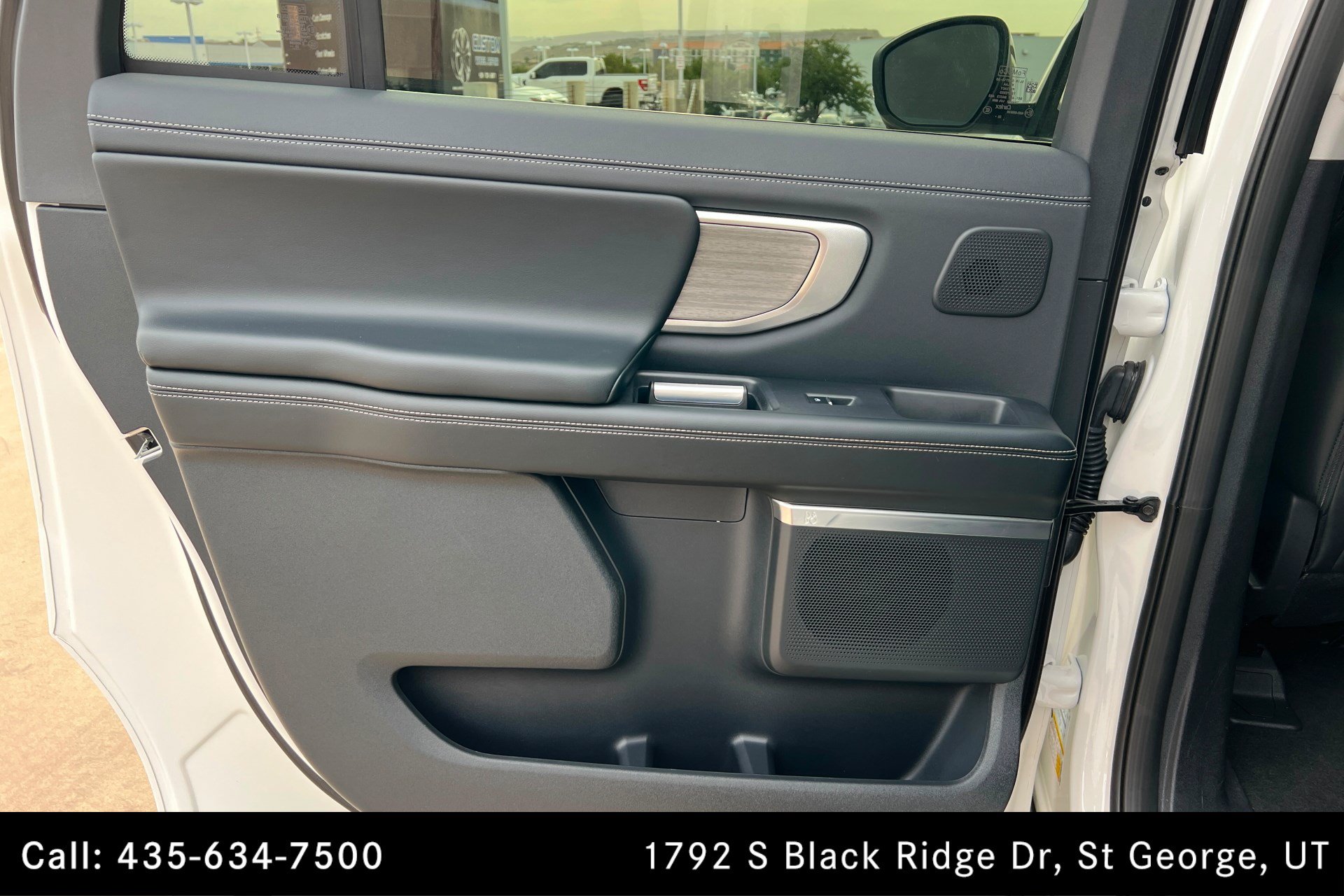 Used 2026 Ford Expedition Max Platinum w/ Driver's Package AWD/4WD image 18