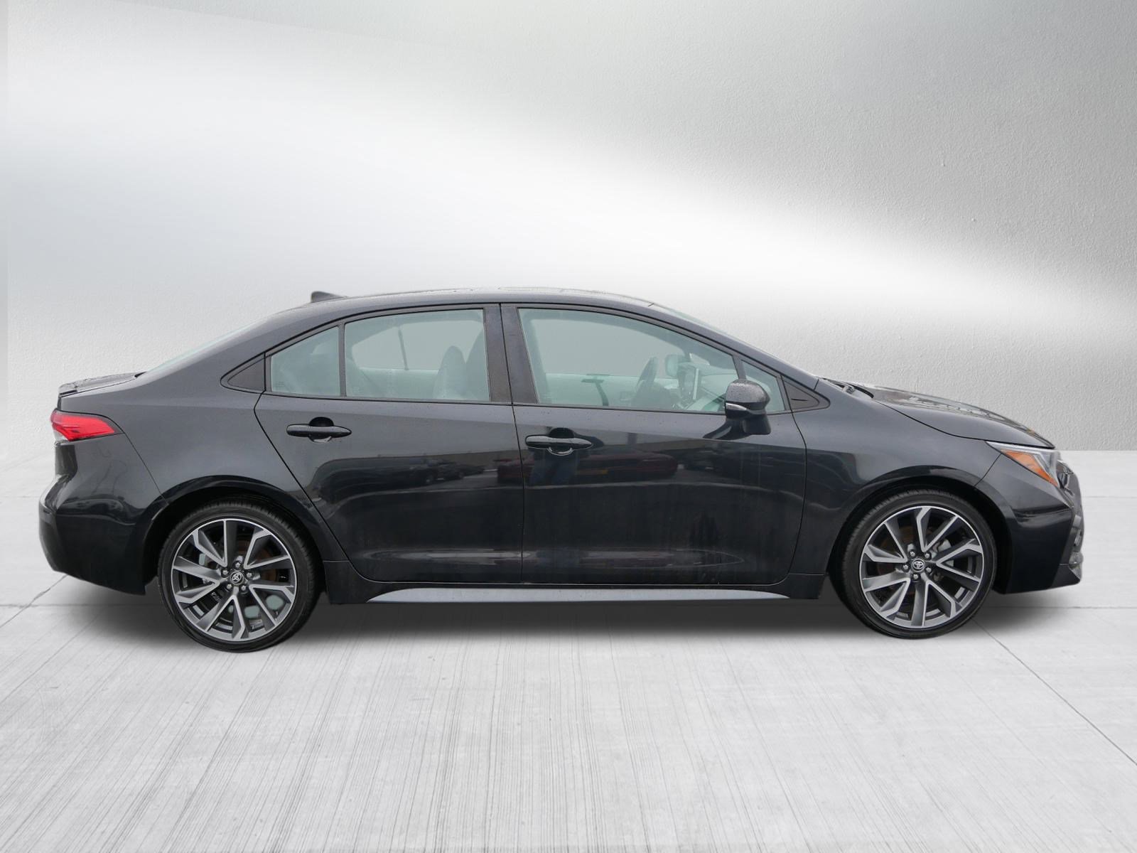 Used 2021 Toyota Corolla SE image 8