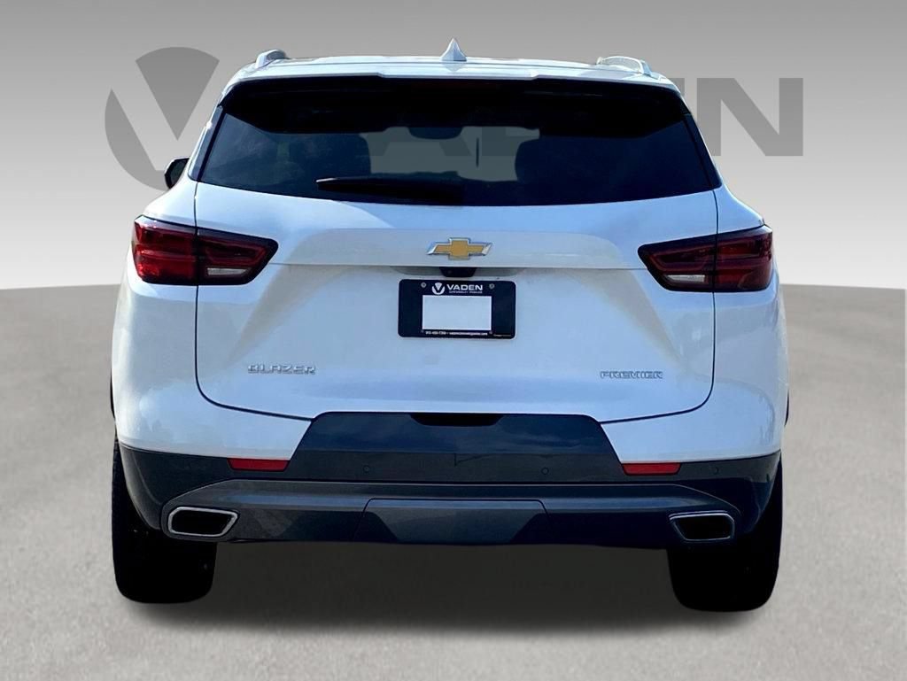 New 2024 Chevrolet Blazer Premier w/ Driver Confidence II Package FWD image 25