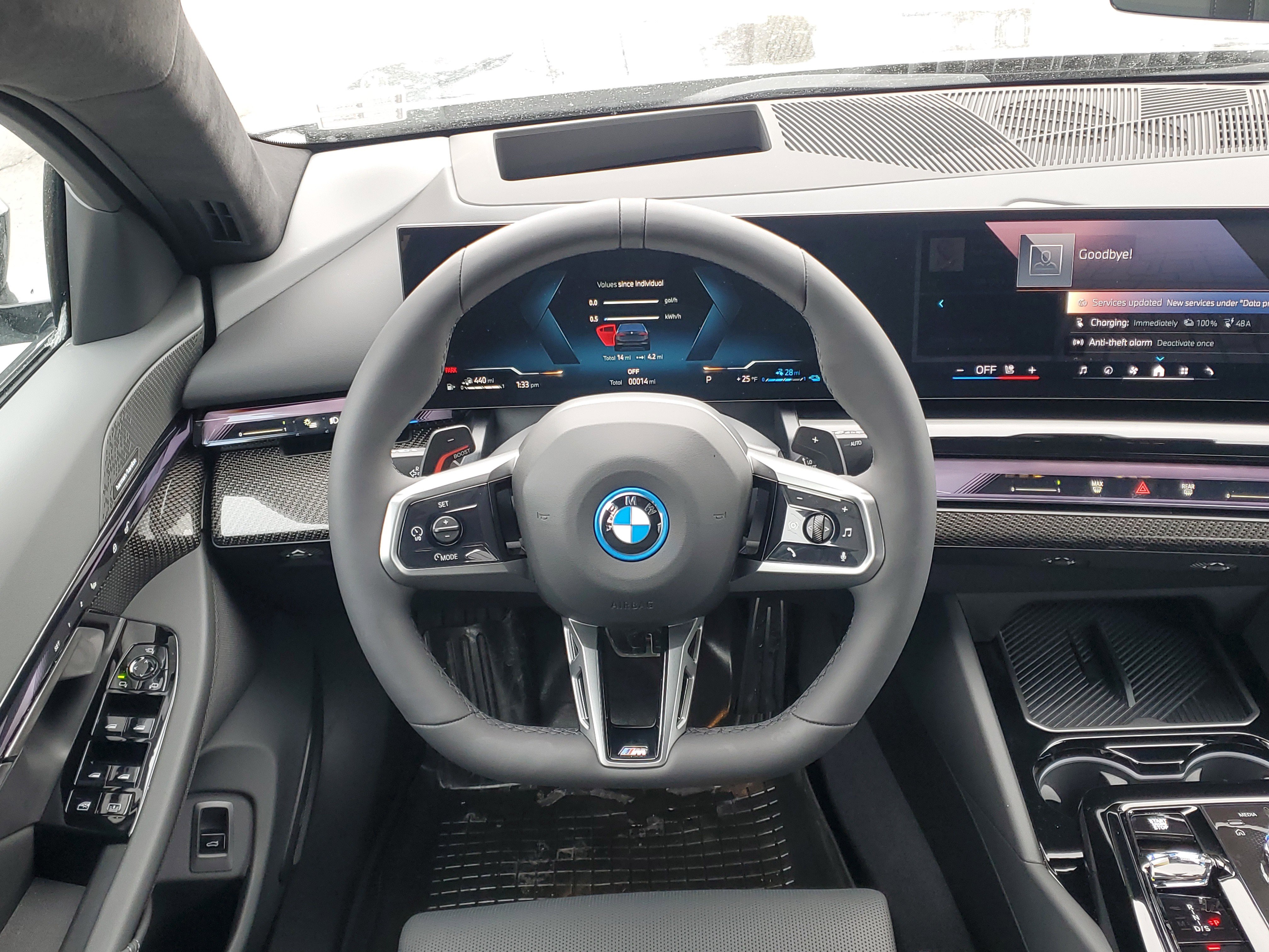 New 2026 BMW 550e xDrive w/ Executive Package image 22