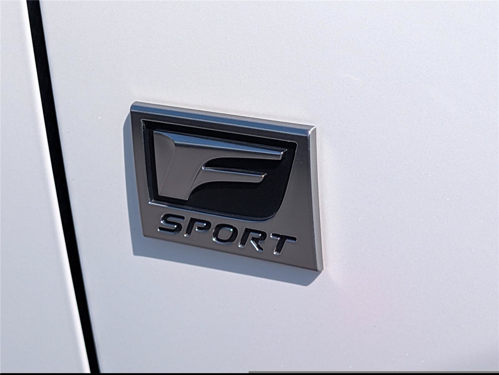Certified 2025 Lexus TX 500h AWD w/ Technology Package image 10