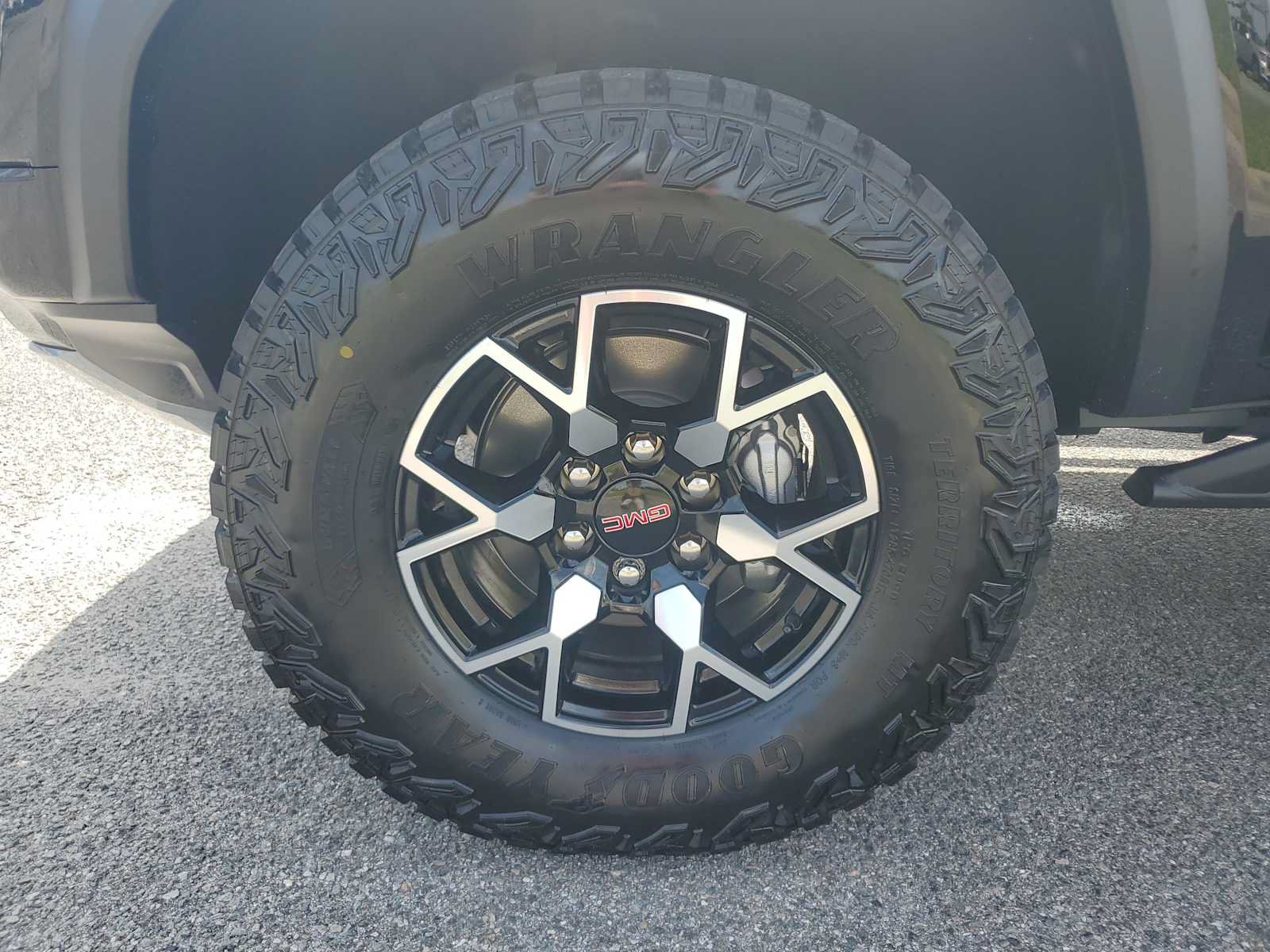 New 2026 GMC Canyon AT4X AWD/4WD image 14
