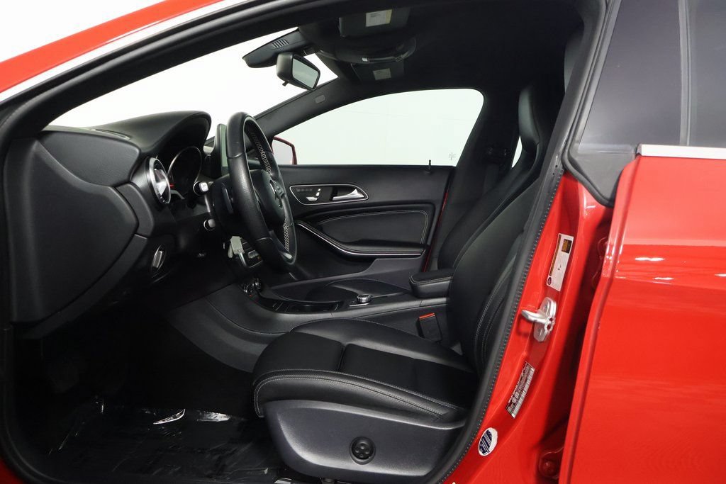Used 2017 Mercedes-Benz CLA 250 image 10