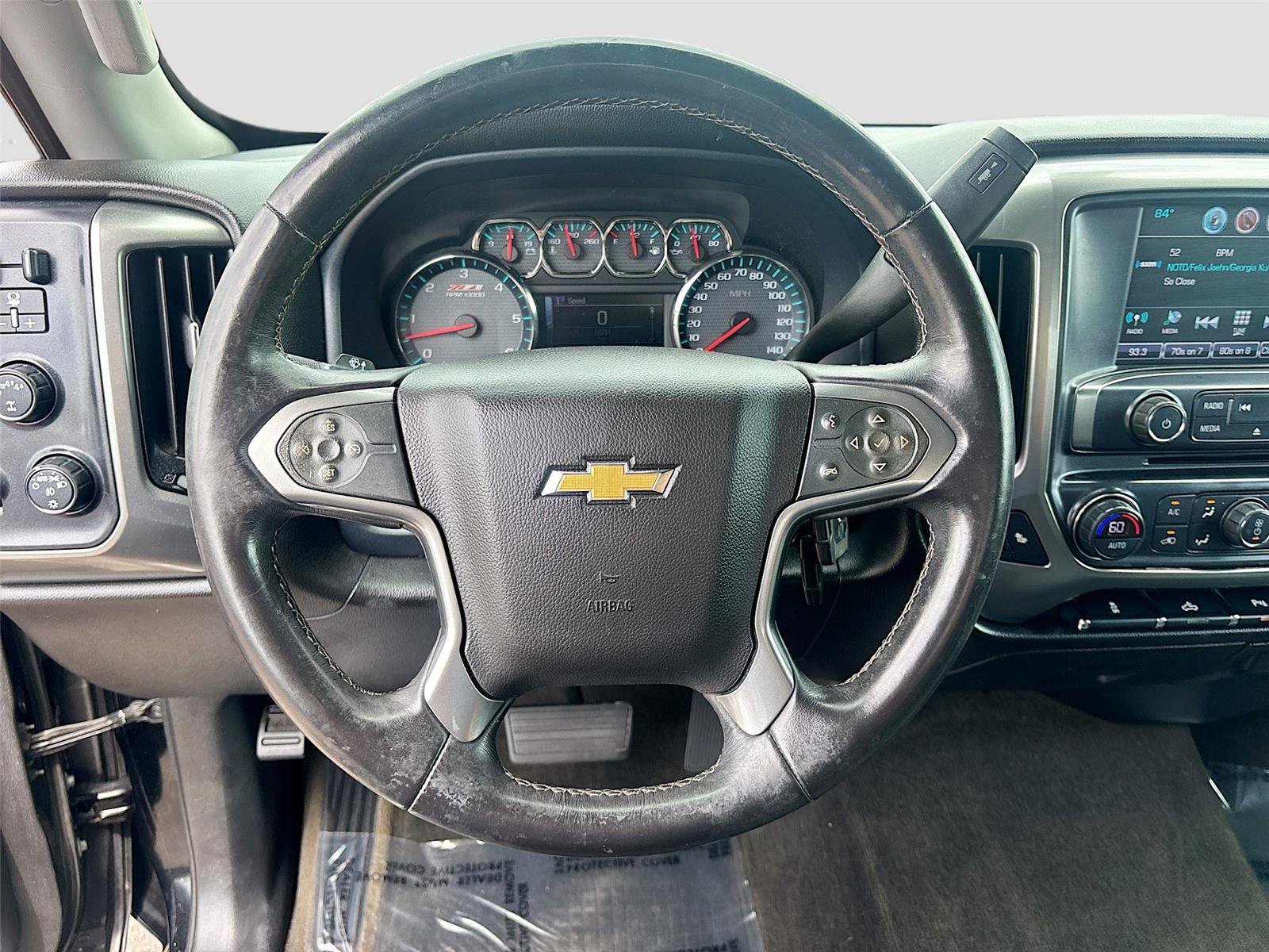 Used 2018 Chevrolet Silverado 1500 LT w/ Midnight Edition AWD/4WD image 11
