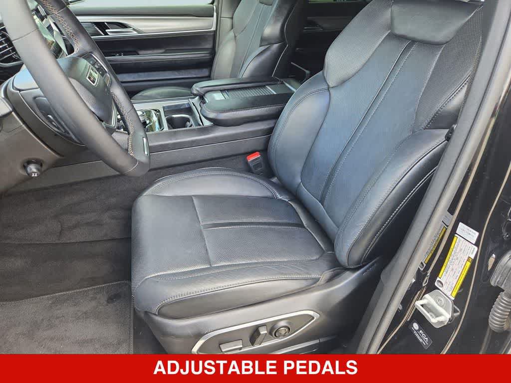 Used 2023 Jeep Wagoneer Series II RWD image 15