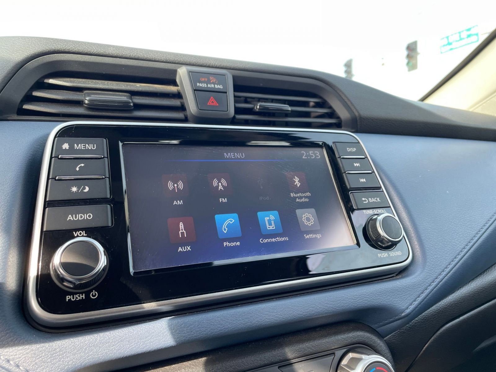 Used 2025 Nissan Versa SV w/ Trunk Package image 20