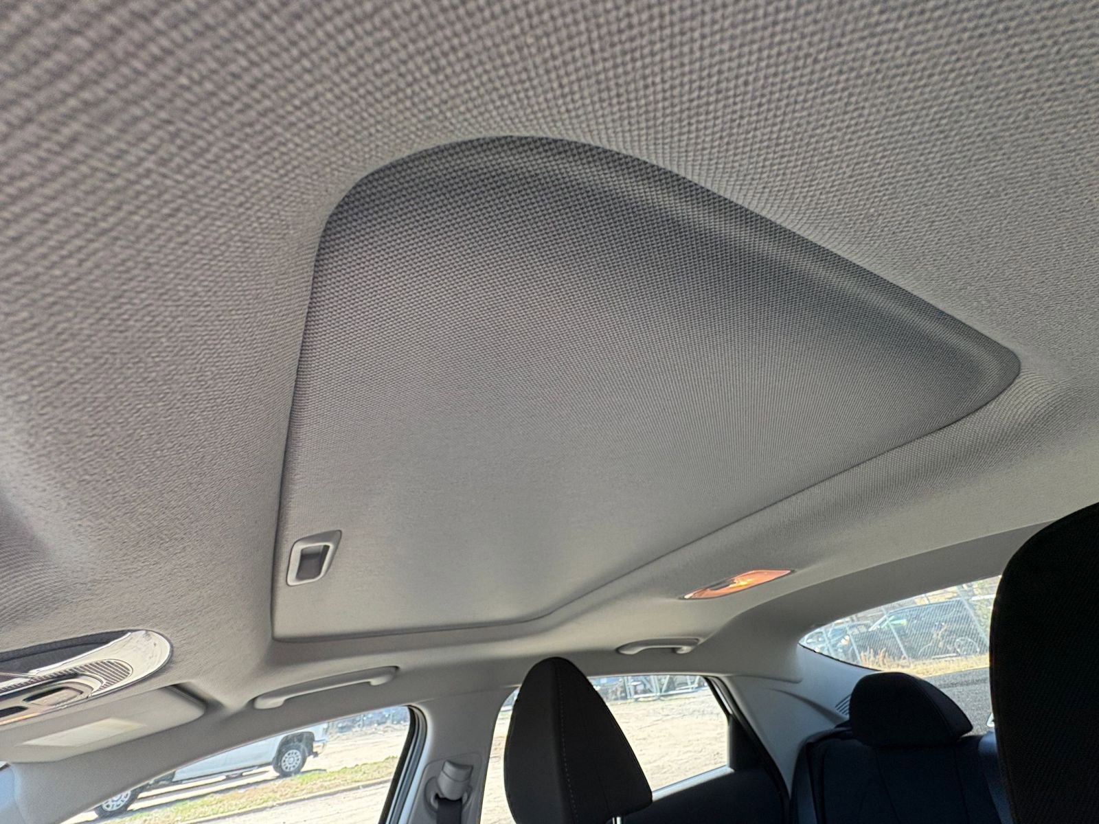 Used 2025 Hyundai Elantra SEL image 29