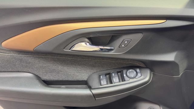 Used 2022 Chevrolet TrailBlazer ACTIV w/ Sun and Liftgate Package FWD image 21