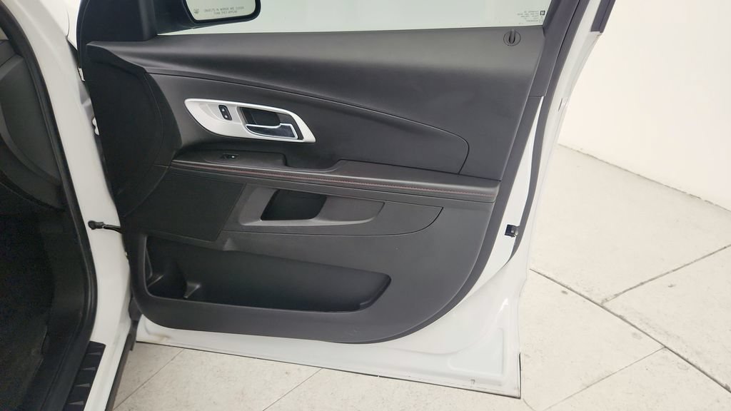 Used 2013 Chevrolet Equinox LT w/ Chrome Package FWD image 30