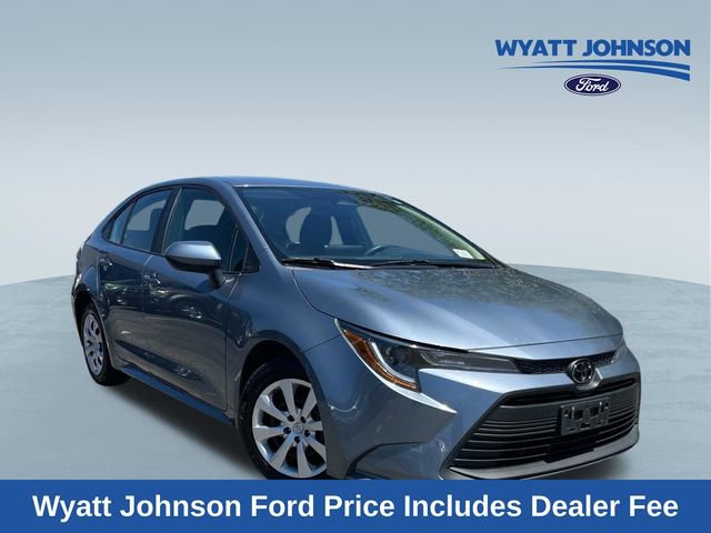 Used 2024 Toyota Corolla LE FWD image 1
