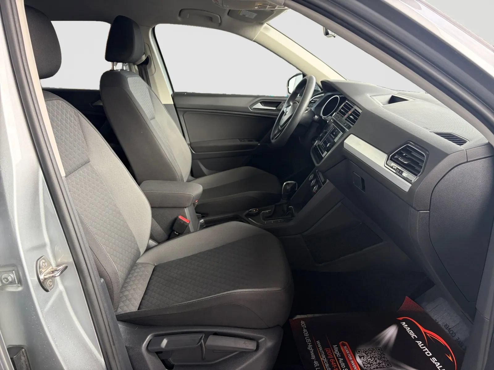 Used 2020 Volkswagen Tiguan S w/ 3rd Row Seat Package AWD/4WD image 22