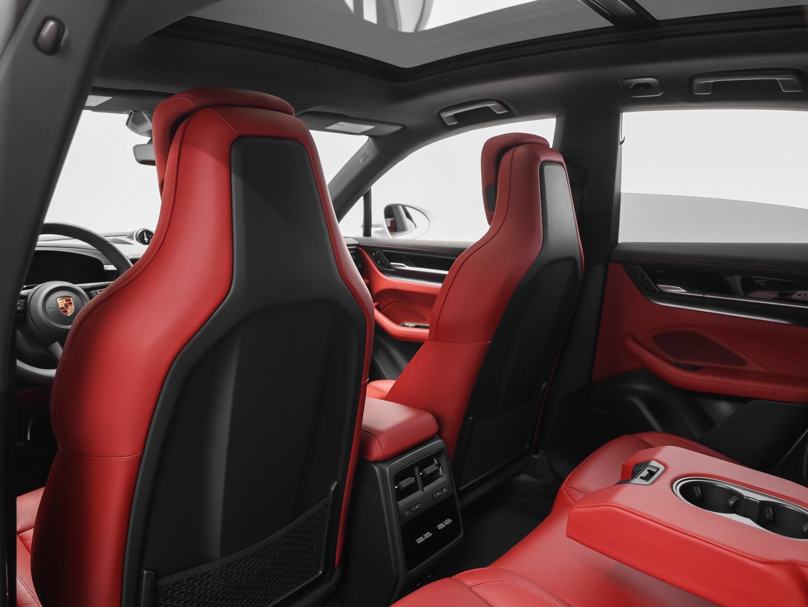 New 2026 Porsche Macan 4 Electric image 48