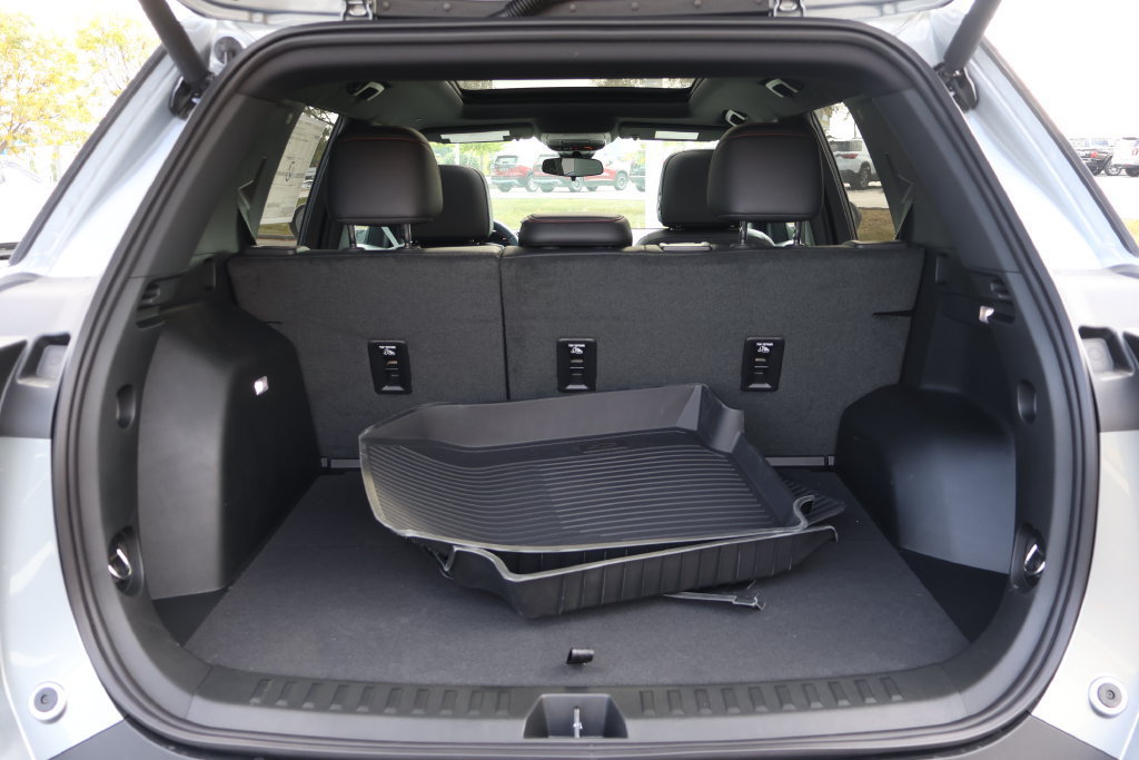 New 2027 Chevrolet Equinox RS AWD/4WD image 45