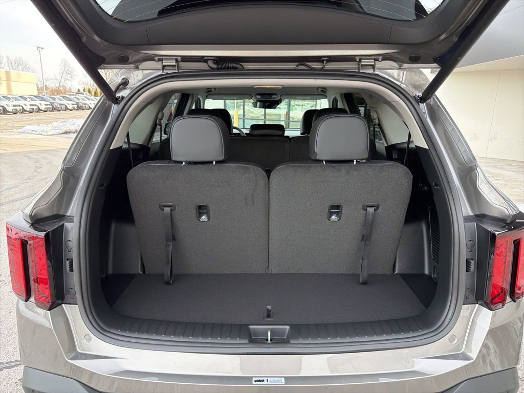 New 2026 Kia Sorento EX image 18