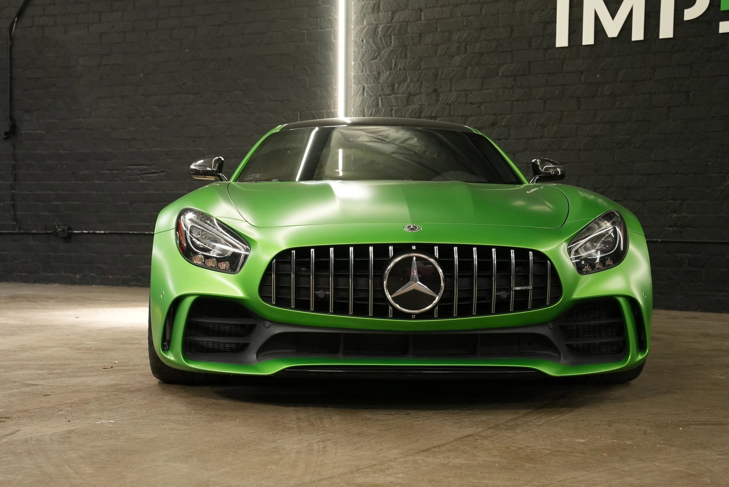 Used 2018 Mercedes-Benz AMG GT R image 3