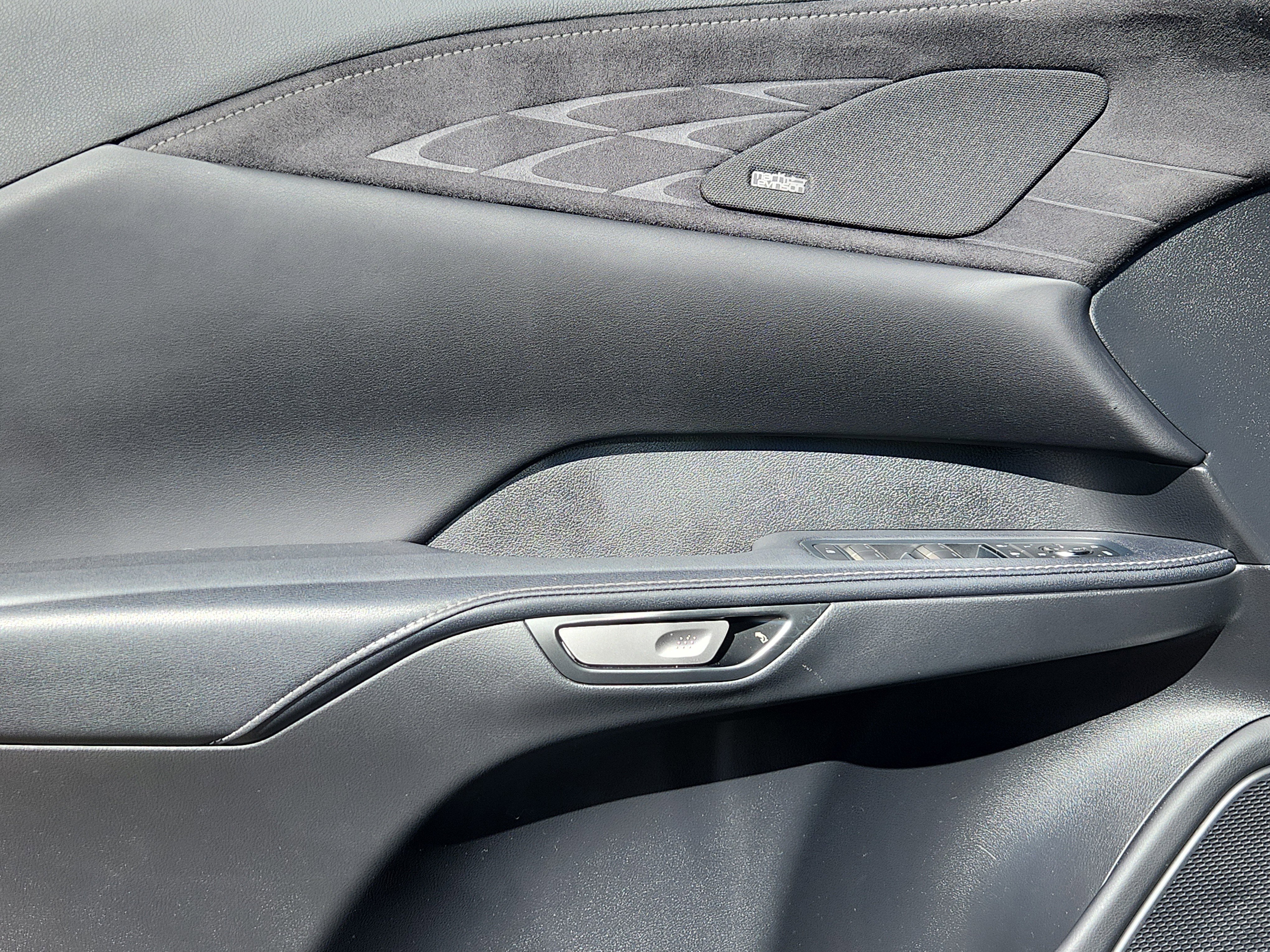 Used 2024 Lexus RX 350 w/ Convenience Package image 6