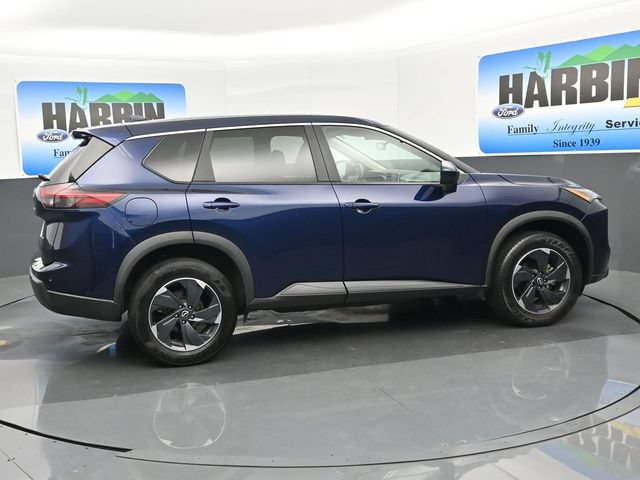 Used 2024 Nissan Rogue SV AWD/4WD image 6