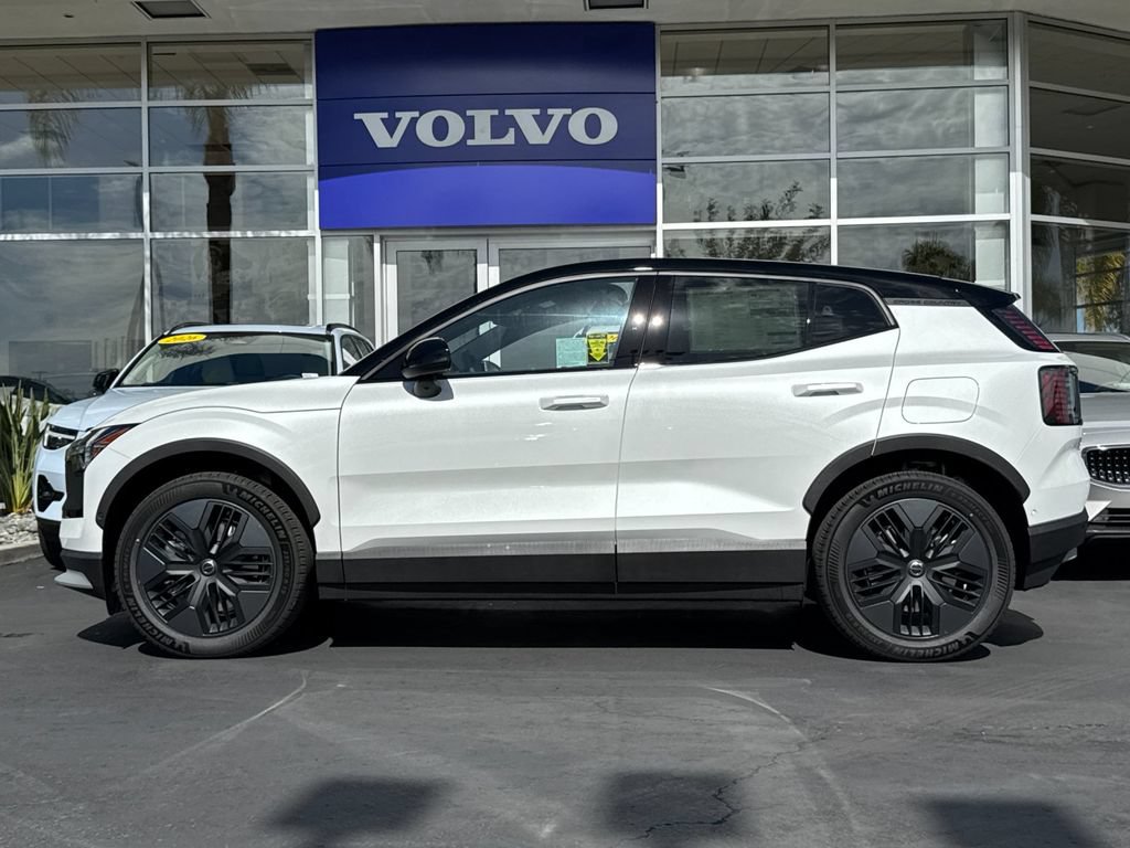 New 2026 Volvo EX30 Cross Country Ultra AWD/4WD image 2