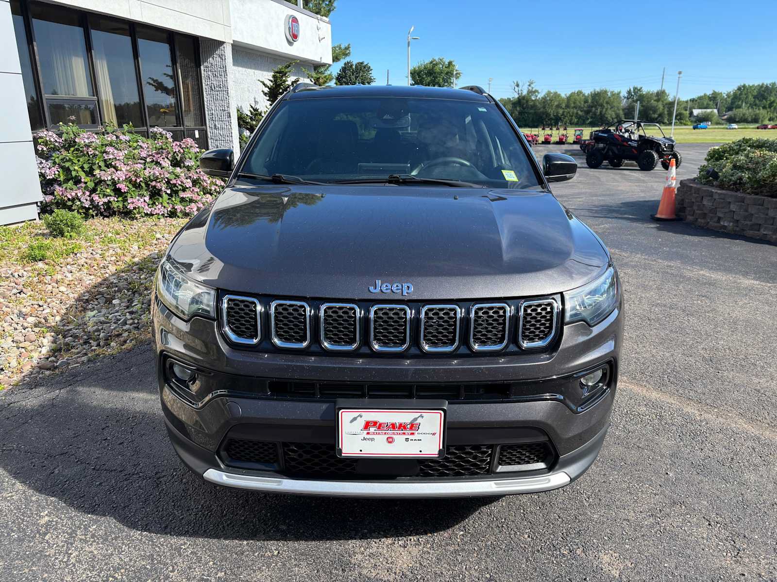 Used 2023 Jeep Compass Limited AWD/4WD image 11