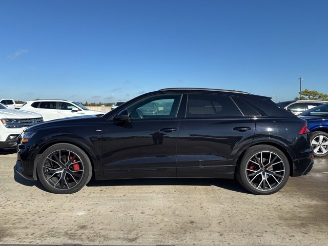 Used 2019 Audi Q8 Prestige w/ Luxury Package image 6