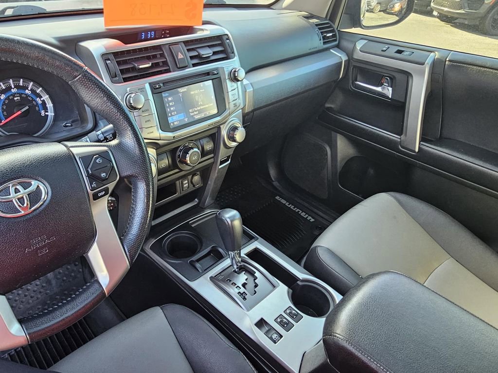 Used 2018 Toyota 4Runner SR5 Premium image 21