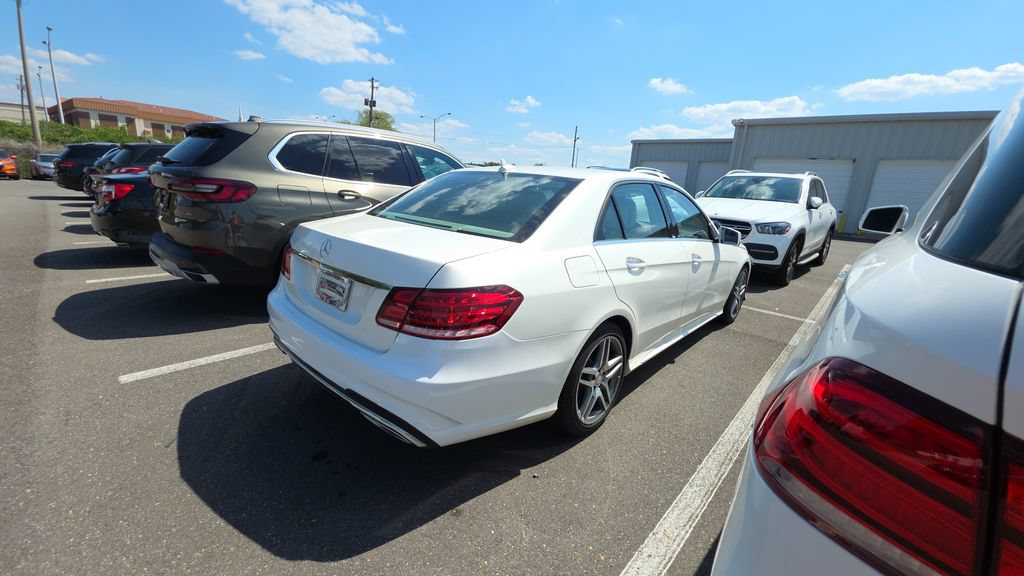 Certified 2016 Mercedes-Benz E 400 Sedan image 5