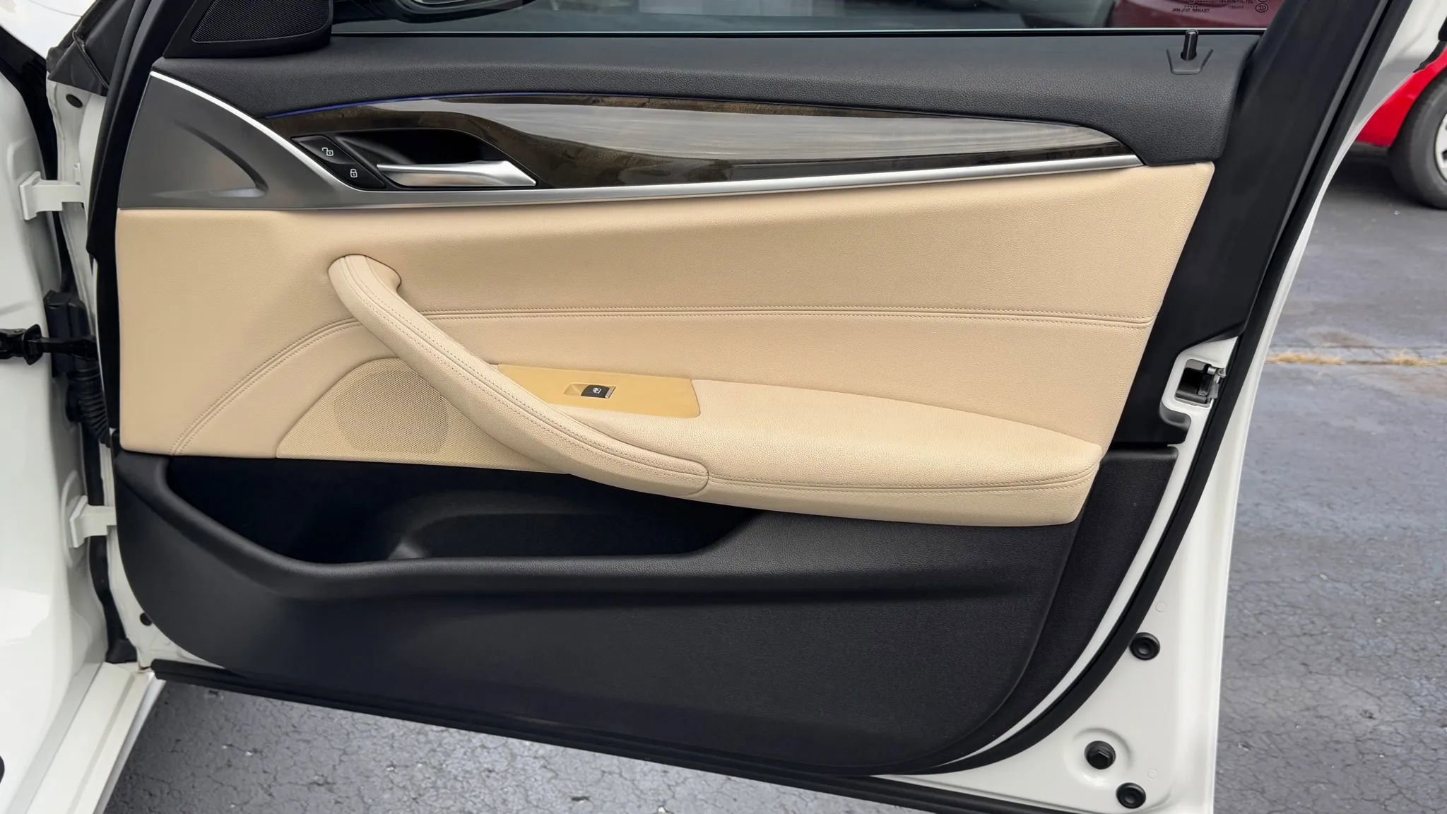 Used 2017 BMW 530i image 12