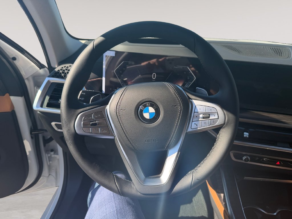 New 2027 BMW X7 xDrive40i w/ Premium Package AWD/4WD image 12