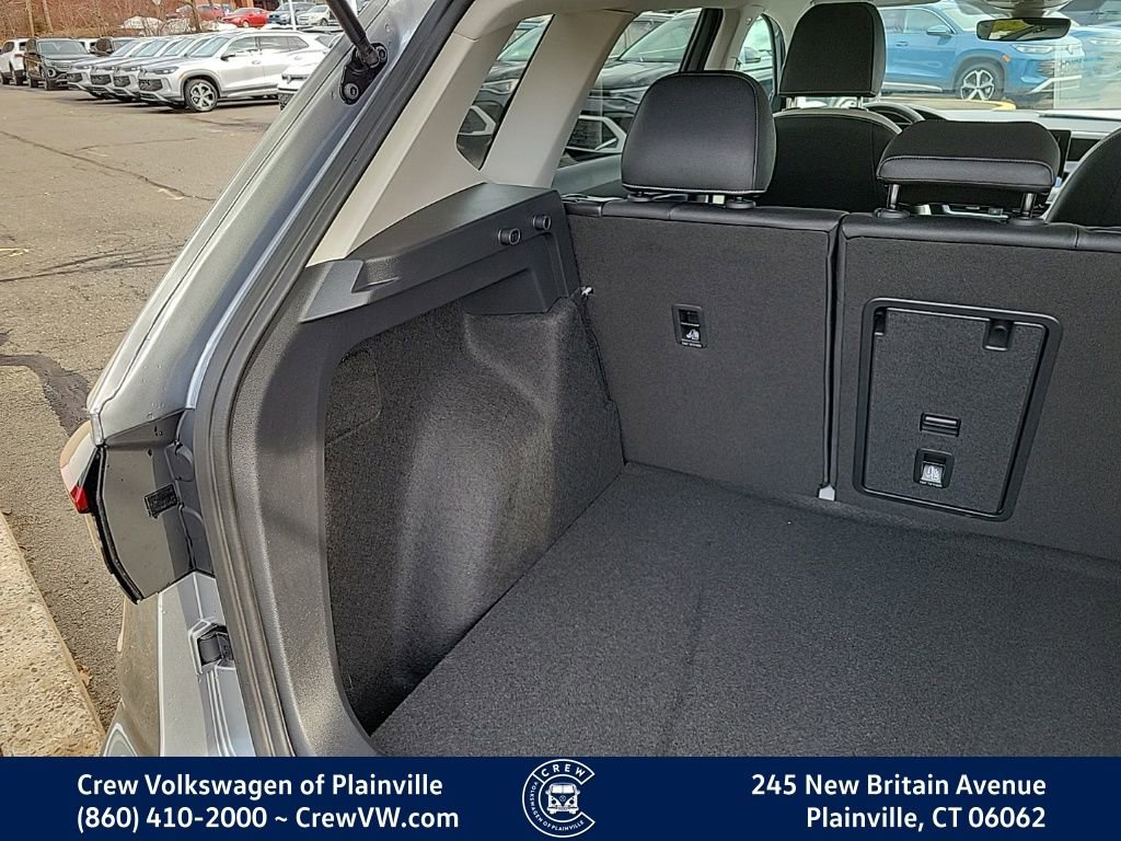 New 2026 Volkswagen Taos SE image 49
