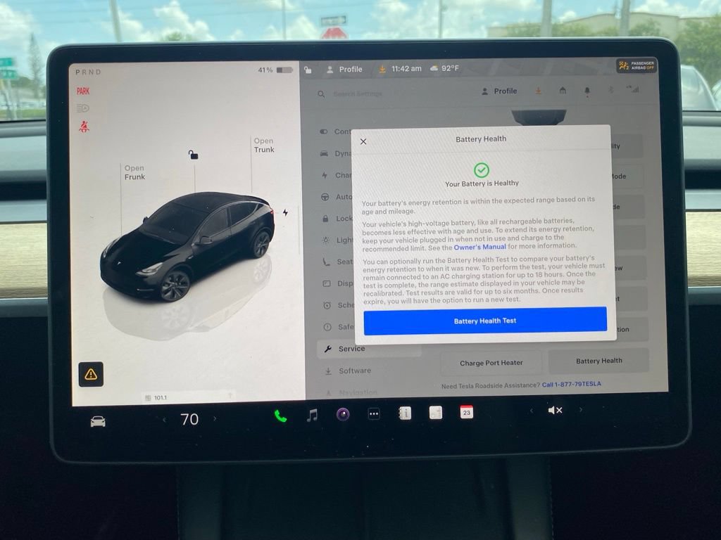 Used 2025 Tesla Model Y Long Range AWD/4WD image 5