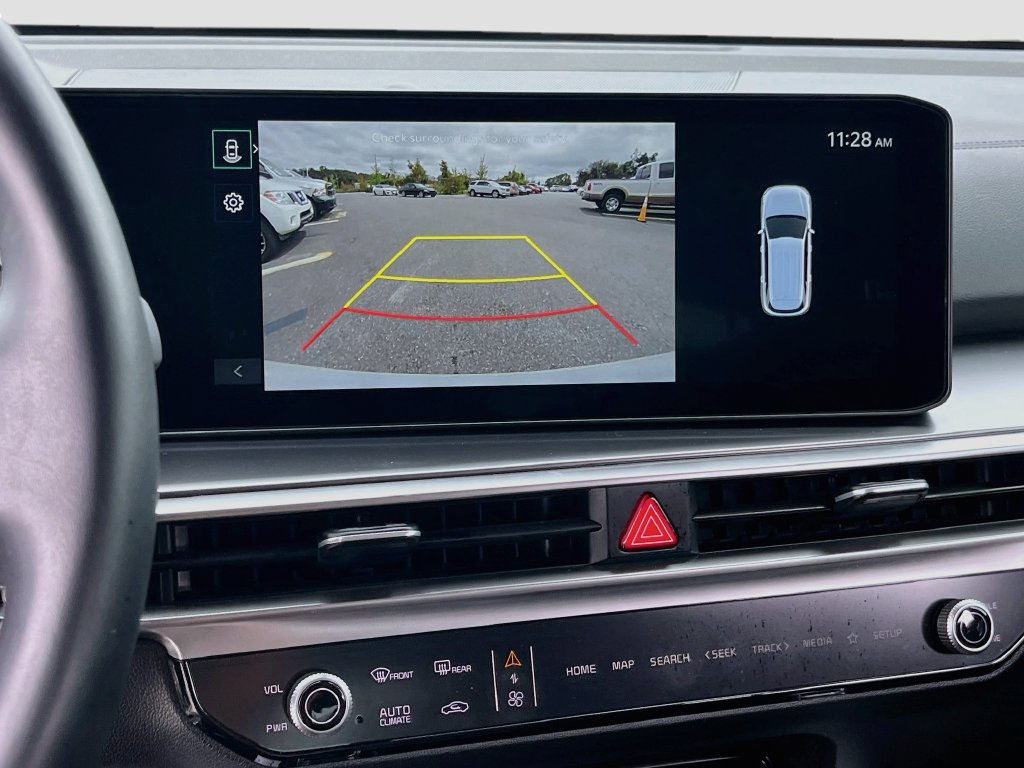 Used 2025 Kia Sorento EX w/ Panoramic Sunroof Package FWD image 14