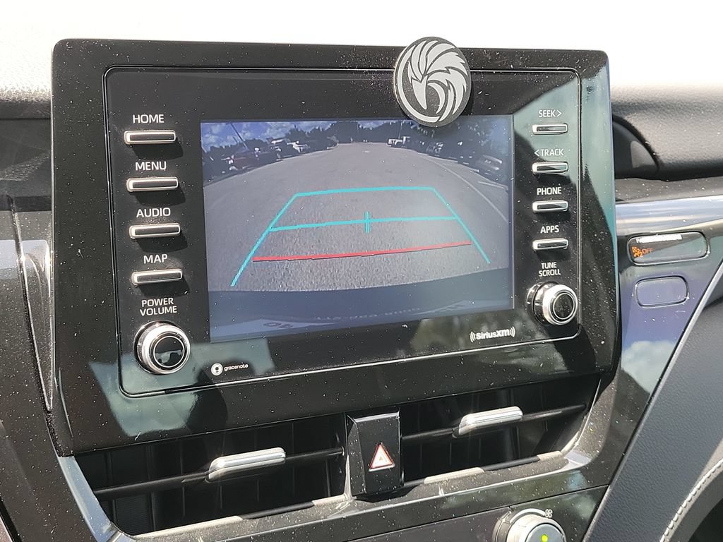 Used 2021 Toyota Camry SE FWD image 16