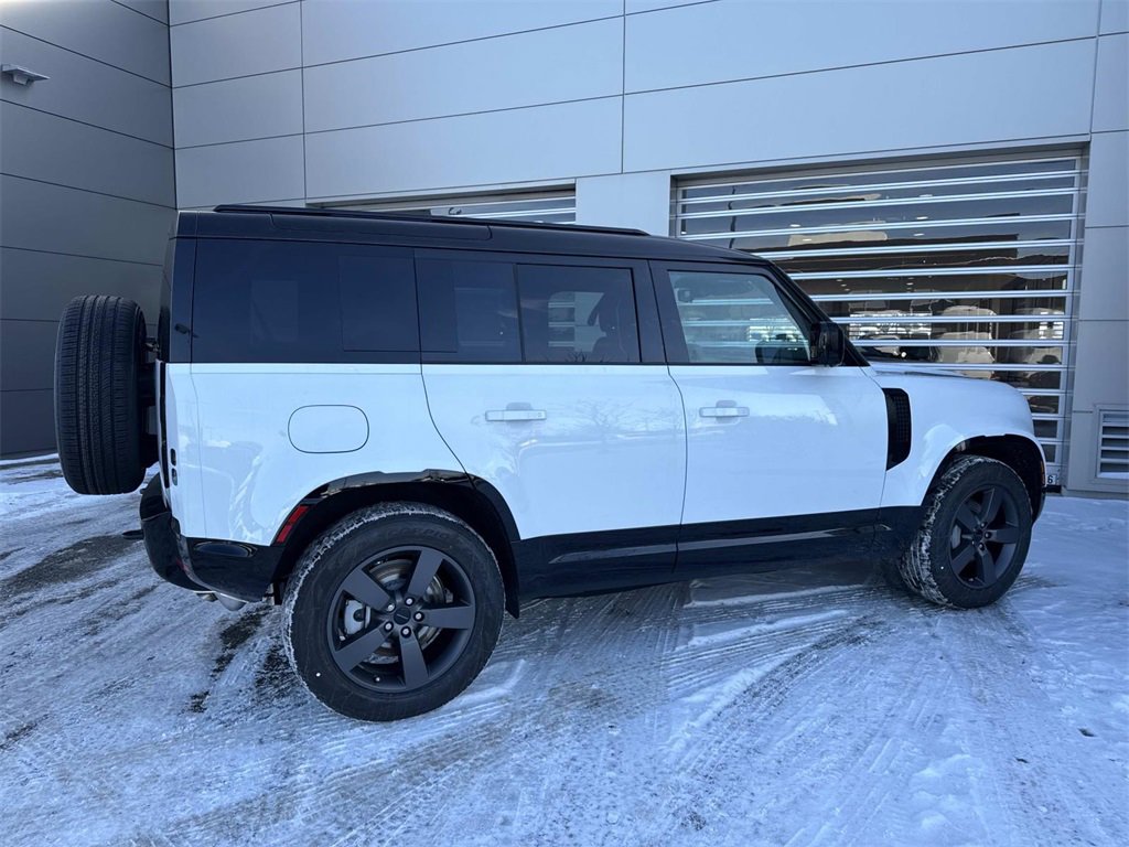 New 2026 Land Rover Defender 110 X-Dynamic SE image 6