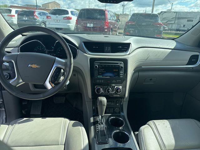 Used 2017 Chevrolet Traverse Premier AWD/4WD image 16