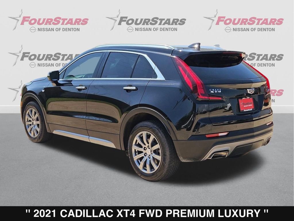 Used 2021 Cadillac XT4 Premium Luxury w/ Cold Weather Package image 7