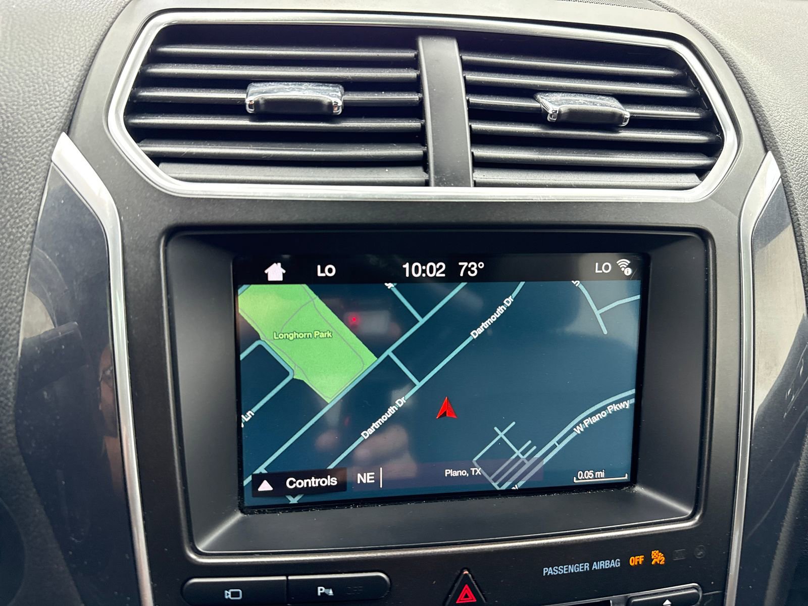 Used 2018 Ford Explorer Limited w/ Ford Safe & Smart Package FWD image 30