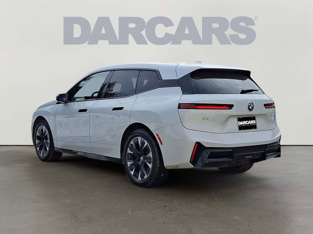 Certified 2026 BMW iX xDrive45 w/ M Sport Package image 4
