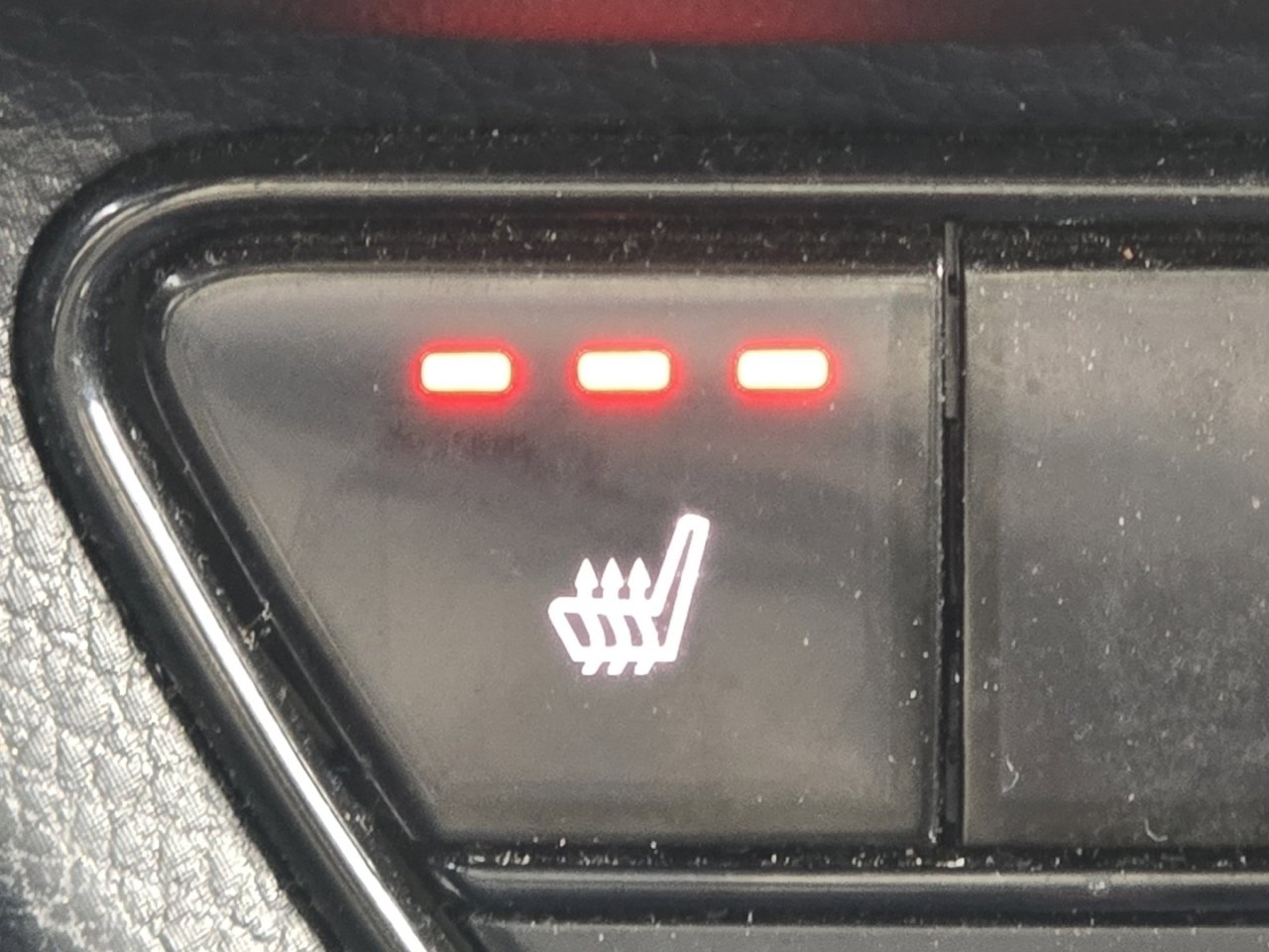 Certified 2025 Honda HR-V Sport image 5