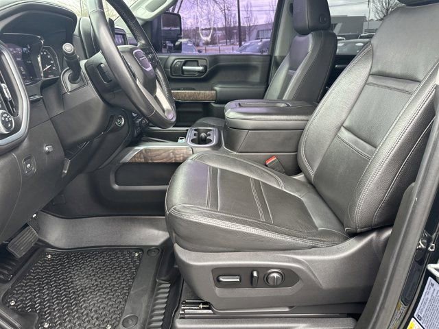 Used 2021 GMC Sierra 2500 Denali w/ Denali Black Diamond Edition image 10