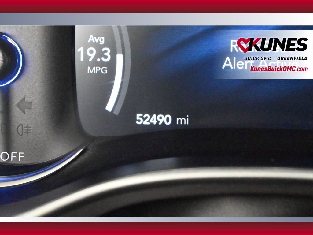 Used 2024 Chrysler Pacifica Select FWD image 35