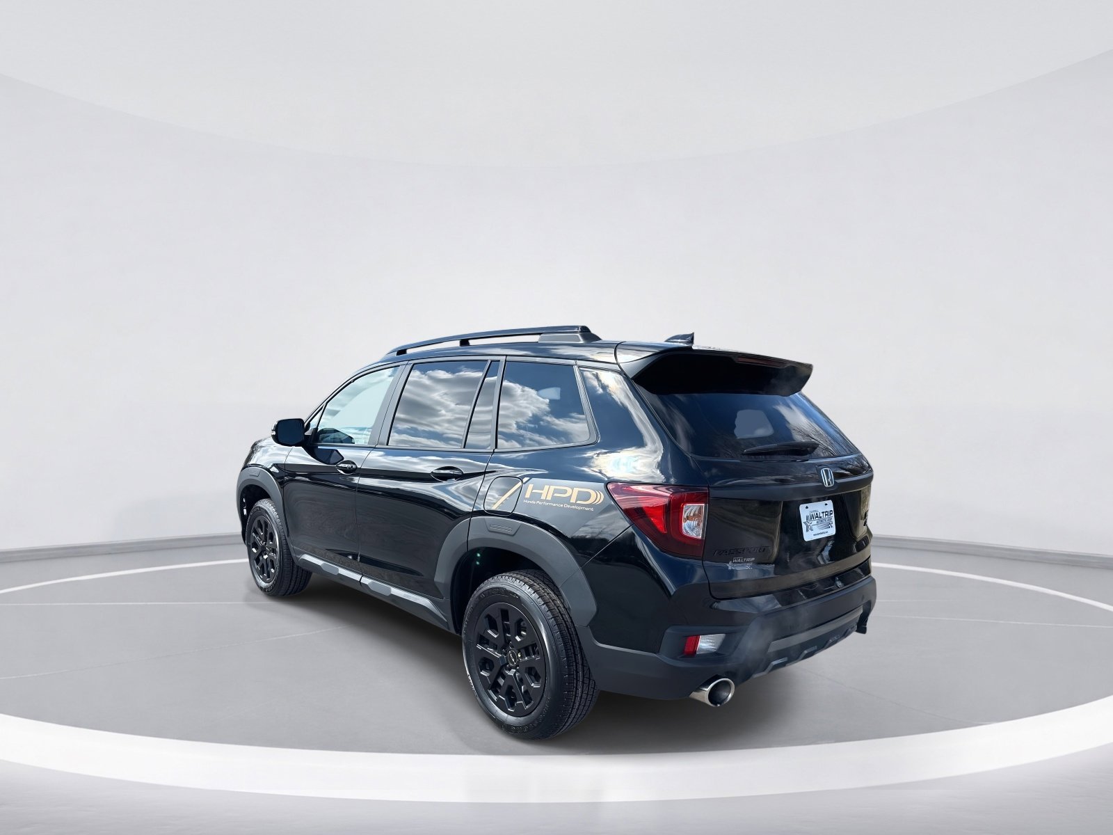 Used 2023 Honda Passport TrailSport image 6