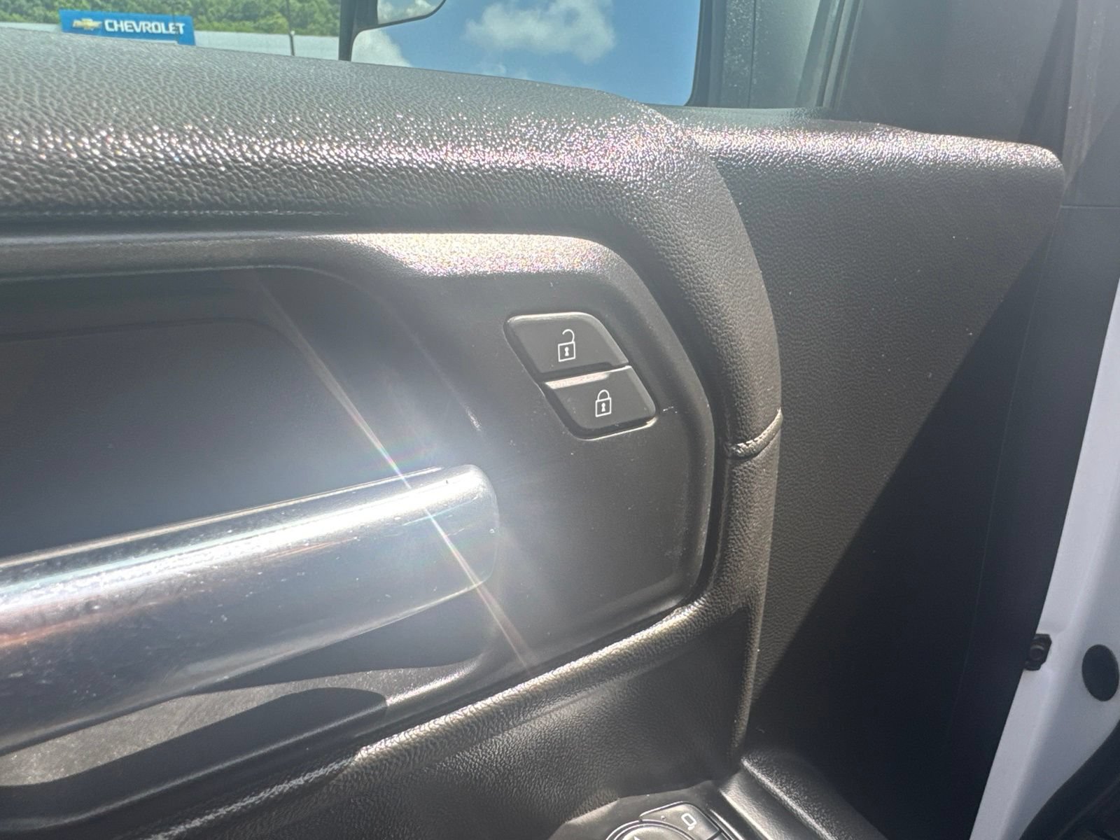 Used 2019 Chevrolet Silverado 1500 LT w/ All-Star Edition AWD/4WD image 19