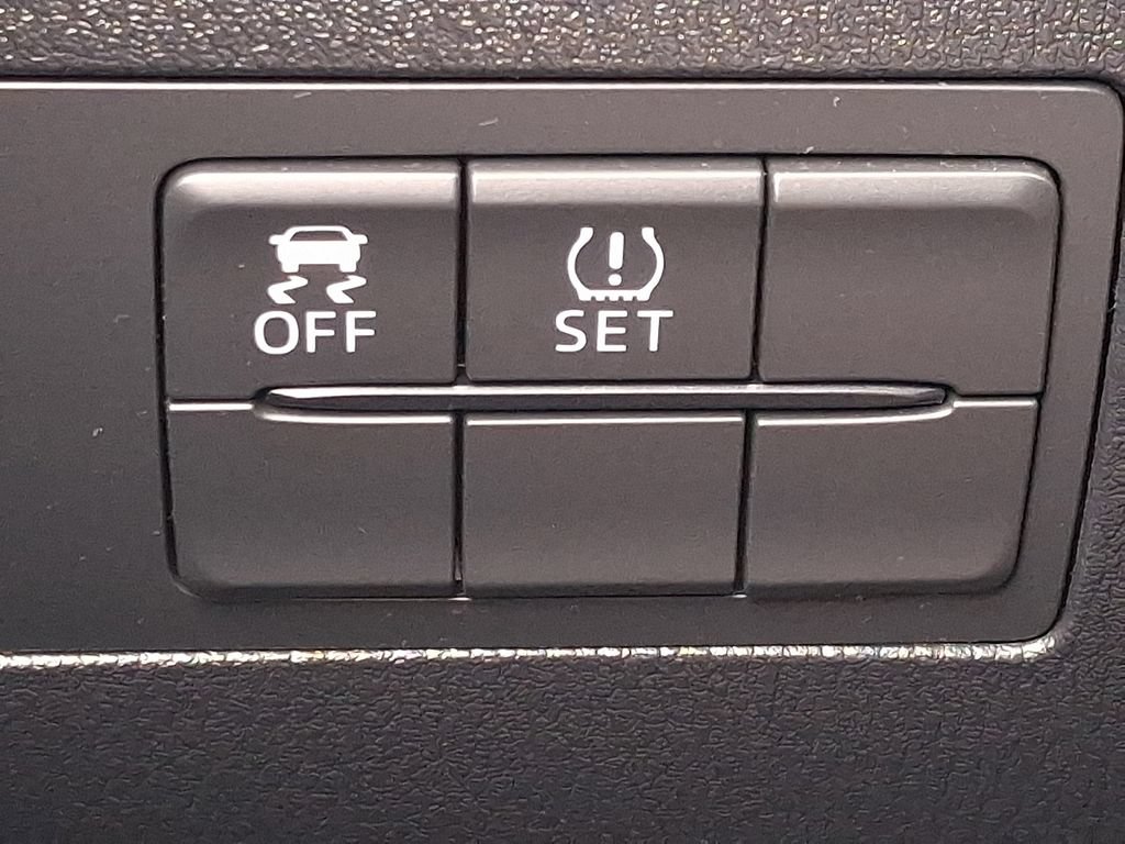 Used 2017 Toyota Yaris iA FWD image 26