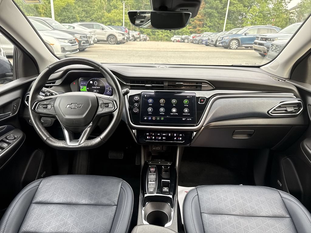 Used 2023 Chevrolet Bolt EUV Premier w/ Sun & Sound Package FWD image 23