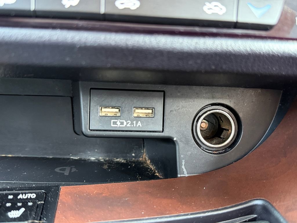 Used 2022 Lexus RX 450h AWD w/ Premium Package image 21